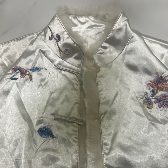 VINTAGE - Floral Embroidered Women's Jacket - Picture 2 of 9